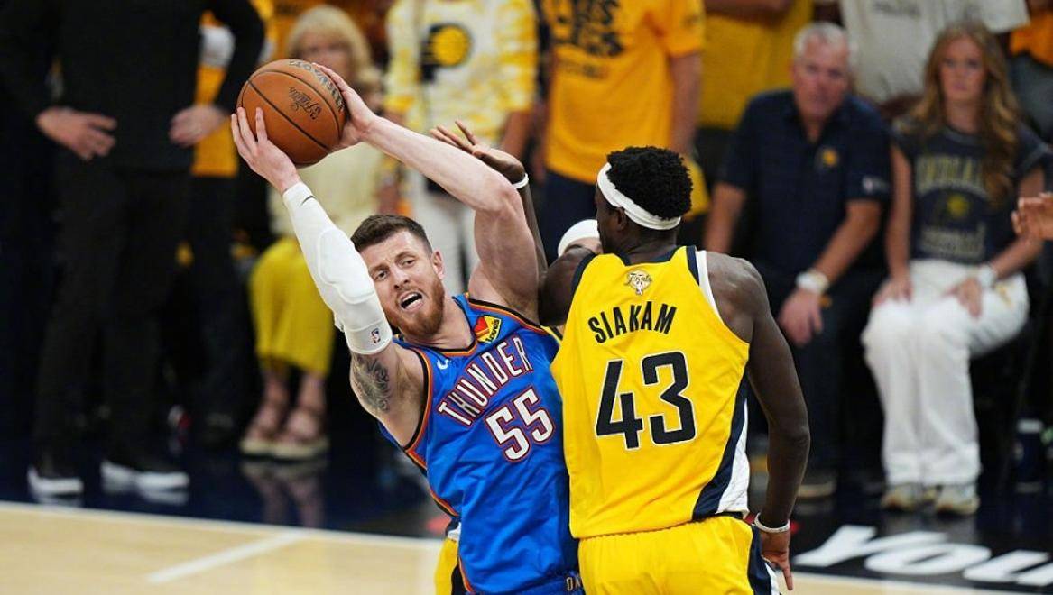 步行者绝地反击美国男篮，汉密尔顿关键制胜的简单介绍