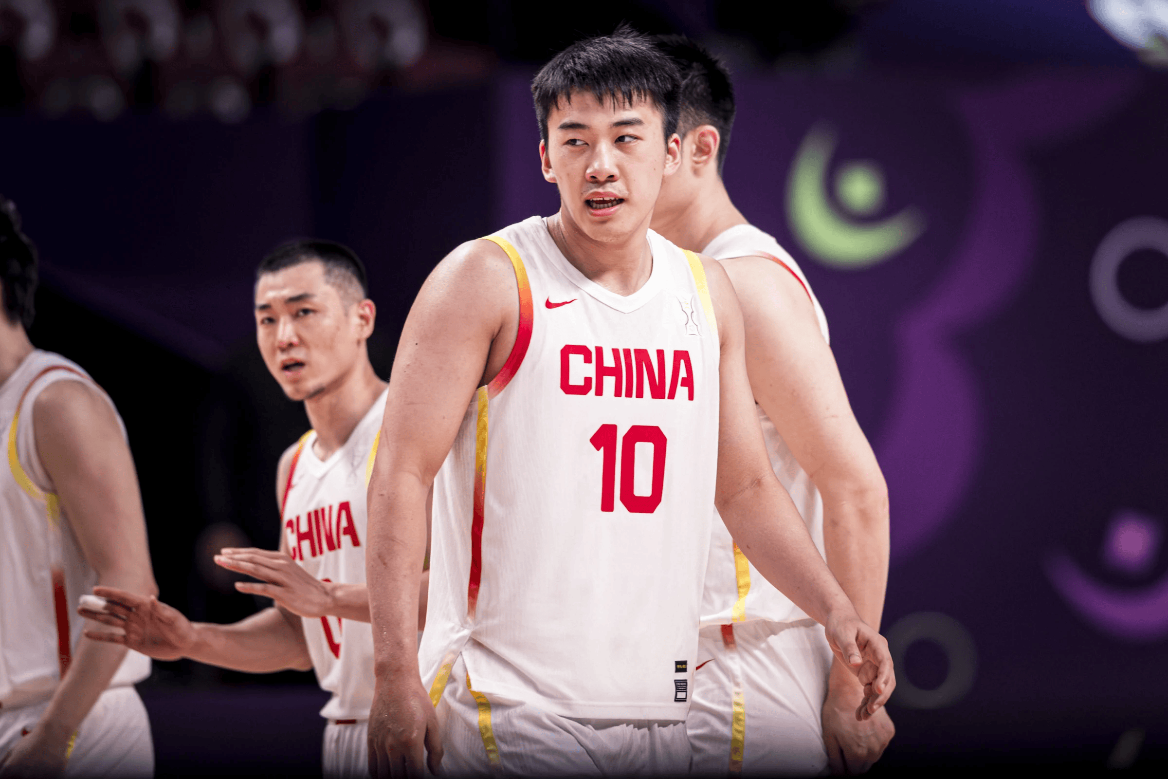 回顾CBA经典时刻：传奇再现