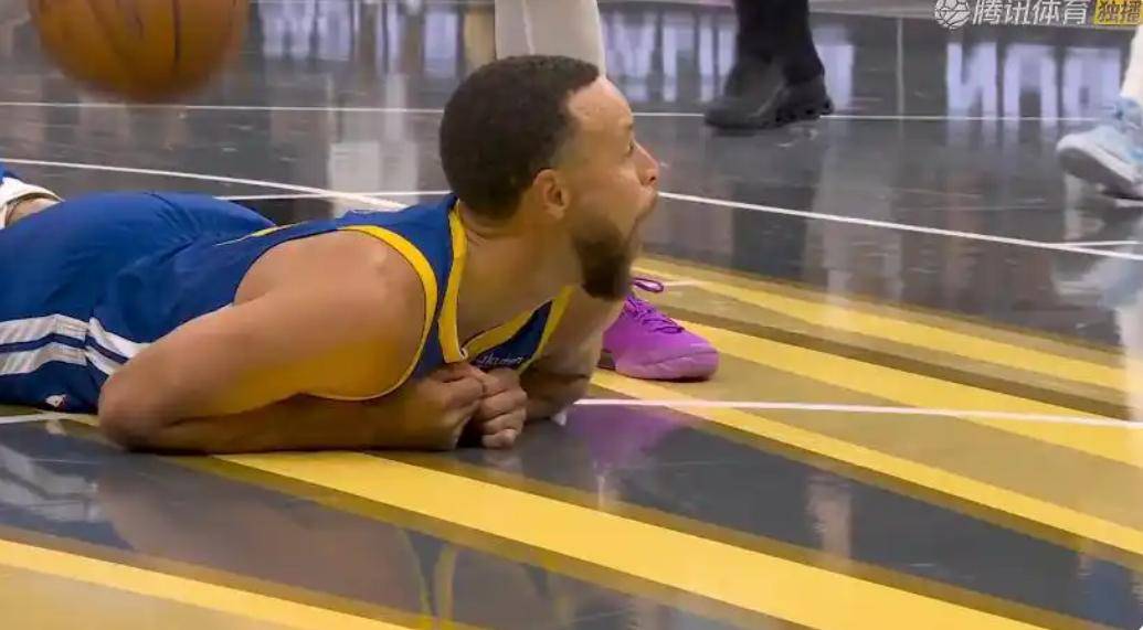 雷霆鏖战76人，库里高光表现