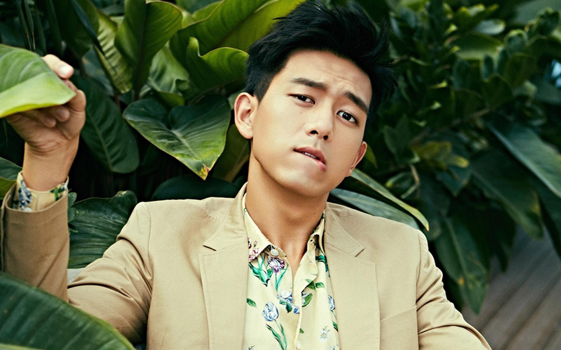 佩德里灵光破局，利物浦战术压制，足球个人与集体的双重奏