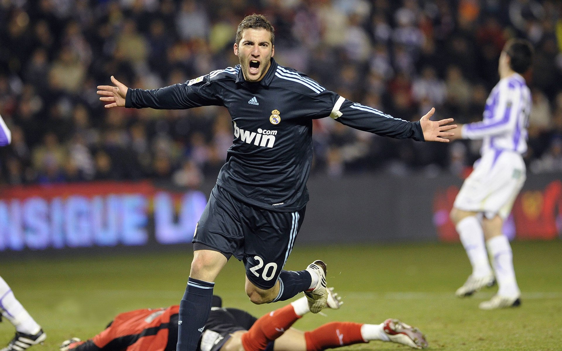 爆发之夜,基米希闪耀,瑞典决胜荷兰创历史