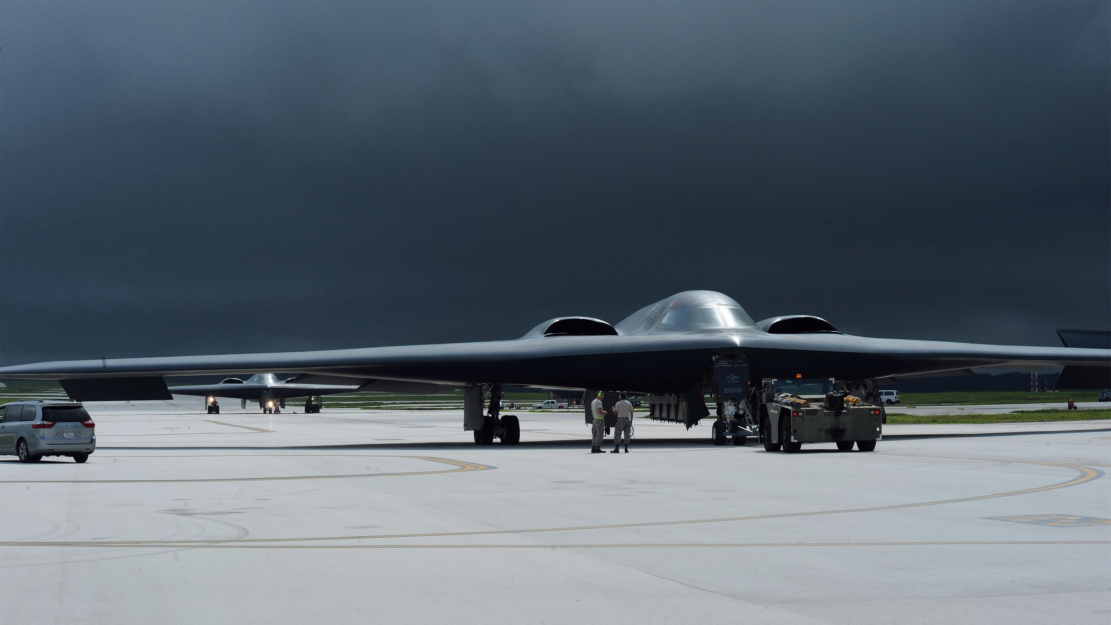 决胜时刻的交响曲，米切尔连续得分拉开差距，国王力擒广厦